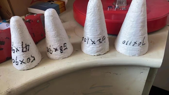 맞춤형 크기 부드러운 알루미늄 불소연 세라믹 섬유를 위한 녹인 봉인 터프 아웃 코너