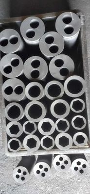 그라피트 곰팡이 내부에 코팅 1.85g/cm3 연속 가팅 구리 헥사곤 기어 라운드